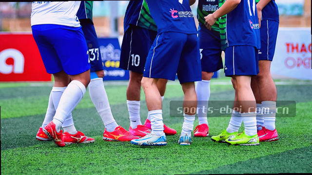 准备好一只笔和一张纸，写下你想和我说的第一句话。